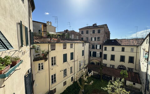 Anna: Edificio, Pared, Ventana, Barrio, Barrio Residencial, By, Departamento, Diseño Urbano, Asentamientos Humanos, Uso Mixto