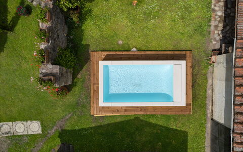 Villa Fornaci: Piscina, Material Compuesto, Jardín, Ocio, Patio Interior, Césped, Paisajismo, Thermae, Fuente De Agua, Césped Artificial