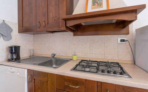 Il Campino, Pool, Montaione: Cocina, Aparato De Cocina, Mostrador, Electrodoméstico, Fregadero, Gabinetes, Madera, Estufa De Cocina, Estufa, Piso