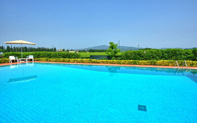 Villa Adriana: Azul, Agua, Piscina, Recurso, Reflexión, Eco Hotel, Fuente De Agua, Piscina De Reflejo, Ciudad De Vacaciones, Zona Tropical
