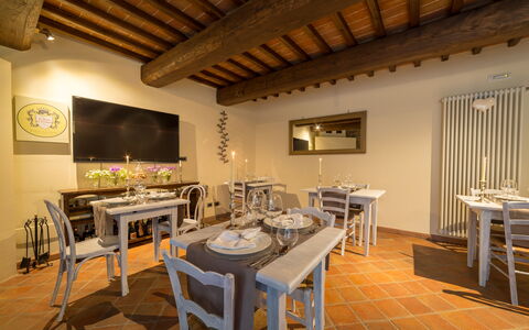 Relais la Costa: Diseño De Interiores, Mueble, Techo, Silla, Cocina Y Comedor Mesa, Habitación, Comedor, Restaurante, Lámpara, Marco