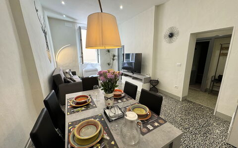 Il Cervo In Città: Diseño De Interiores, Piso, Suelo, Mueble, Habitación, Encendiendo, Techo, Sala, Departamento, Silla