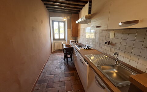 Appartamento Del Mercato: Piso, Madera, Suelo, Mostrador, Cocina, Aparato De Cocina, Techo, Habitación, Electrodoméstico, Fregadero