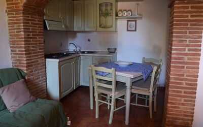 Arco Piccolo: Mueble, Diseño De Interiores, Piso, Madera, Aparato De Cocina, Cocina, Suelo, Electrodoméstico, Habitación, Techo