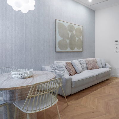 Deservi Elegant Apt. Dante