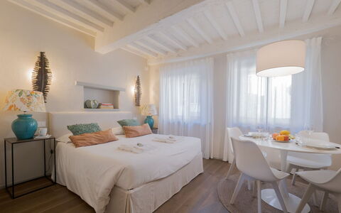 Guelfa 60: Diseño De Interiores, Mueble, Cama, Habitación, Pared, Piso, Suelo, Techo, Habitación, Lecho