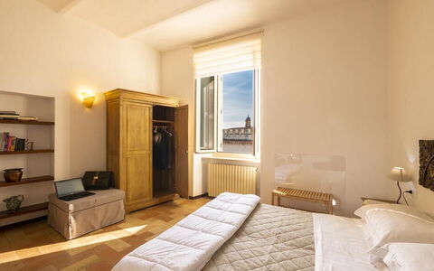 Appartamento la Fontana, Assisi: Pared, Diseño De Interiores, Mueble, Habitación, Departamento, Habitación, Cama, Encendiendo, Suelo, Techo