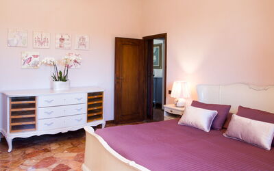 Alojamiento:&nbsp;Corte Apt Sup