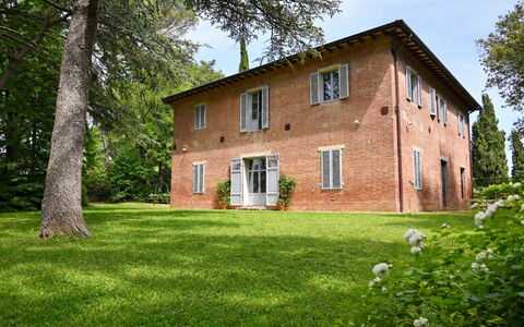 Casale Il Rondò, Private Pool, Città della Pieve: Hierba, Árbol, Arbusto, Casa, Casa, Inmuebles, Cabaña, El Terreno Del Lote, Casa De Campo