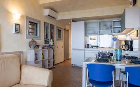 Stella Marina Apartment with Pool, Porto Santo Ste: Mueble, Diseño De Interiores, Piso, Habitación, Suelo, Departamento, Techo, Mesa, Encendiendo, Silla