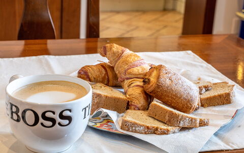 Casa Miramonti: Comida, Vajilla, Ingrediente, Utensilios Para Servir, Drinkware, Taza, Postre, Desayuno