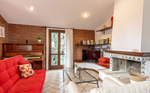 Casa Miramonti: Mueble, Diseño De Interiores, Piso, Suelo, Madera, Sofá, Sala, Techo, Habitación