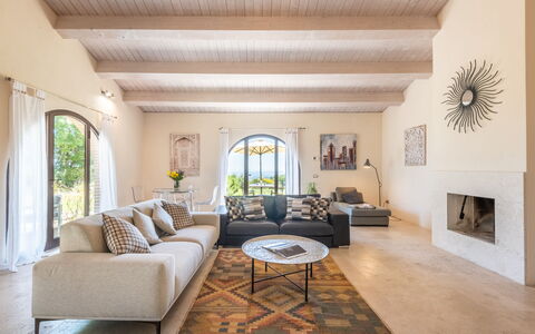 Alojamiento:&nbsp;Villa Falco