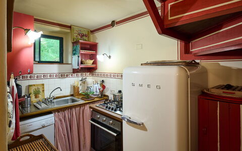 Il Gallinaio, Vivo D'Orcia: Cocina, Aparato De Cocina, Electrodoméstico, Diseño De Interiores, Madera, Mostrador, Piso, Mueble, Encendiendo, Habitación