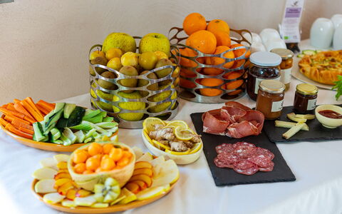 Poggio Mori 20: Comida, Fruta, Ingrediente, Vajilla, Produce, Utensilios Para Servir, Los Alimentos Naturales, Desayuno