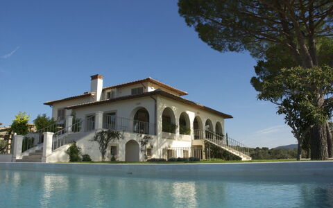 Castelprile: Arquitectura, Piscina, Casa, Inmuebles, Casa, Hacienda, Mansión, Villa, Casa De Campo, Paisajismo