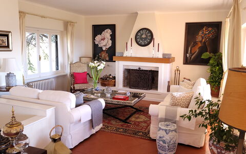 Villa El Olivar: Mueble, Diseño De Interiores, Sala, Sofá, Piso, Habitación, Marco, Encendiendo, Mesa, Suelo