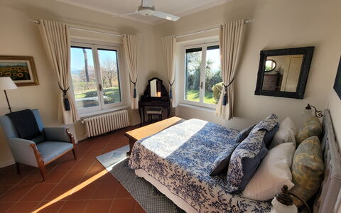 Villa El Olivar: Mueble, Diseño De Interiores, Madera, Cama, Habitación, Piso, Suelo, Habitación, Encendiendo, Linos