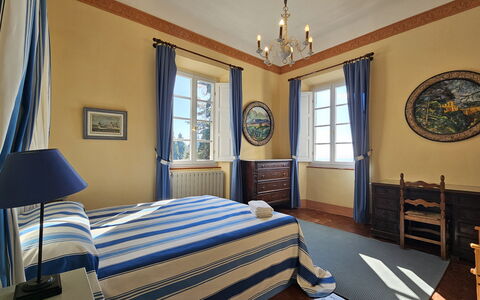 Villa Il Torrazzo, Vista Mare, Massarosa: Mueble, Diseño De Interiores, Techo, Habitación, Encendiendo, Casa, Marco, Piso, Lámpara, Pantalla De Lámpara