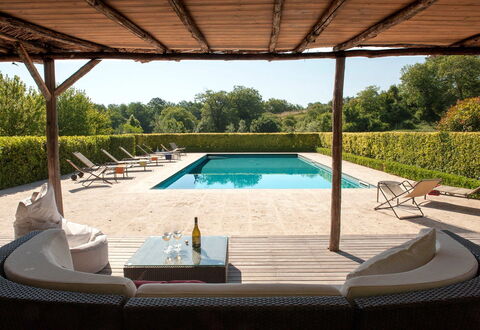 Villa Collombroso: Piscina, Mueble Para Exteriores, Mueble, Recurso, Sunlounger, Sombra, Material Compuesto, Ocio, Silla, Jardín