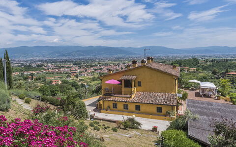 Villa delle Rose: Paisaje, Área Rural, Pueblo, Cabaña, Hill Station, Pueblo De Montaña, Casa De Campo, Villa