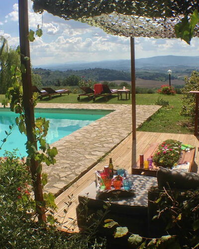 Villa Novellina: Piscina, Mueble Para Exteriores, Ocio, Jardín, Sombra, Recurso, Eco Hotel, Patio Interior, Paisajismo, Maceta