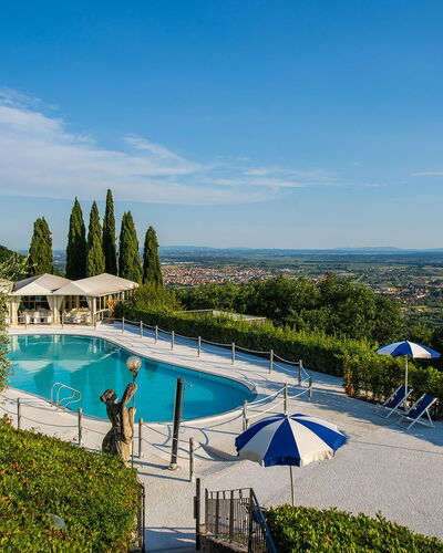 Villa la Brezza: Piscina, Recurso, Mueble Para Exteriores, Eco Hotel, Paisajismo, Hacienda, Ciudad De Vacaciones, Villa, Hotel