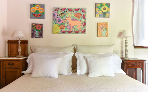 Borgo di San Biagio: Diseño De Interiores, Mueble, Pared, Habitación, Cama, Lecho, Amarillo, Amortiguar, Linos, Sábana