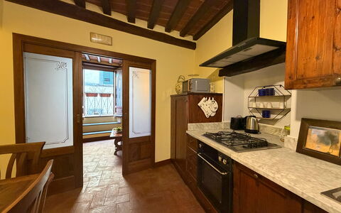 Terrazzino Margherita: Piso, Diseño De Interiores, Madera, Suelo, Techo, Mostrador, Mueble, Encendiendo, Cocina, Gabinetes