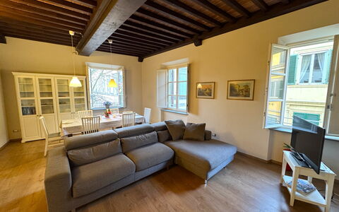 Casa Anna 13: Mueble, Diseño De Interiores, Piso, Sofá, Suelo, Madera, Techo, Habitación, Sala, Mesa