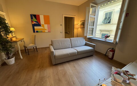 Casa Elena 13: Mueble, Piso, Diseño De Interiores, Suelo, Madera, Suelos De Madera, Habitación, Sofá, Sala, Mesa