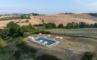 Il Giuncheto, Pool, Amazing View, Umbrian Countrys: Paisaje, Piscina, Llanura, El Terreno Del Lote, Inmuebles, Fotografía Aérea, Vista Panorámica, Paisajismo, Plantación, Campo