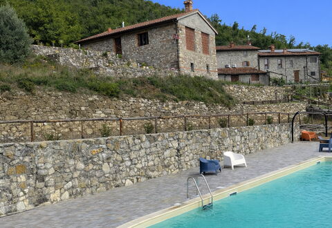 Borgo Antico, Pool, Barberino del Mugello: Piscina, Mueble Para Exteriores, Recurso, Losa, Thermae, Ciudad De Vacaciones, Eco Hotel, Hacienda, Guijarro, Villa