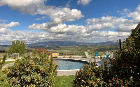 Villa Ombrone: Paisaje, Mueble Para Exteriores, Mesa Al Aire Libre, Piscina, Paisajismo