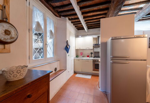 Le Loggine del Pignatello Apartment, Siena City: Electrodoméstico, Aparato De Cocina, Piso, Madera, Cocina, Diseño De Interiores, Mostrador, Mueble, Suelo, Techo