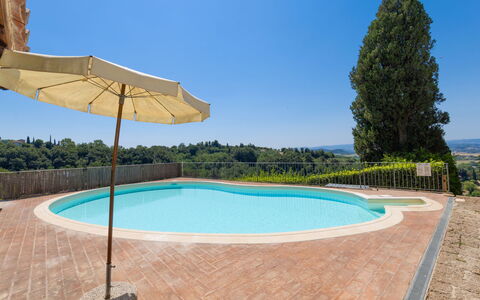 Palaia 629: Piscina, Villa, Eco Hotel, Mueble Para Exteriores