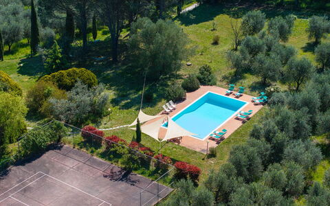 Il Leccio, Vinci, Private Pool and Tennis: Piscina, Recurso, Inmuebles, Hacienda, Villa, Eco Hotel, Plantación, Casa De Campo