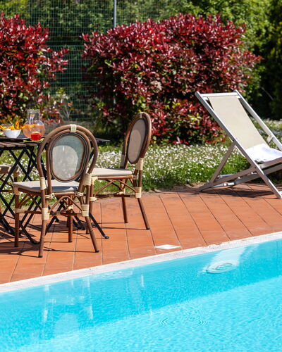 Il Leccio, Vinci, Private Pool and Tennis: Piscina, Mueble Para Exteriores, Recurso, Mueble, Eco Hotel, Sombra, Silla, Sunlounger, Maceta, Planta De Casa