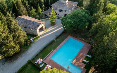 Maison Badia a Passignano: Inmuebles, Piscina, Hacienda, Villa, Mansión, Casa De Campo, Yarda, Paisajismo, Alerce