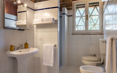 Alojamiento:&nbsp;Canina Nera