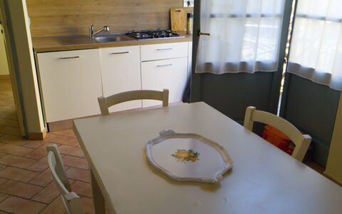 Casa Stella Serena, Podere le Scopaie, Pool: Mueble, Piso, Diseño De Interiores, Madera, Suelo, Mesa, Cocina Y Comedor Mesa, Silla, Habitación, Comedor