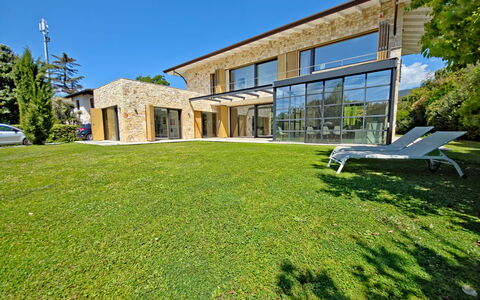 Villa Elena