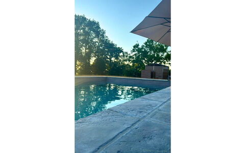 Gli Ulivi: Azul, Piscina, Material Compuesto, Sombra, Paraguas, Mueble Para Exteriores, Sombra, Fuente De Agua