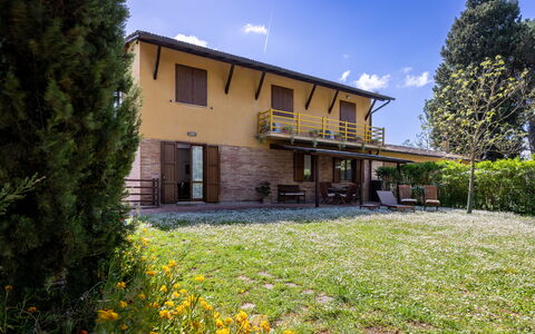 Civico108 Vacation Home, Pool, Castellina in Chian