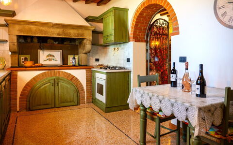 Villa la Guardiola: Diseño De Interiores, Pared, Mueble, Piso, Techo, Encendiendo, Suelo, Habitación, Cocina, Manchas De Madera