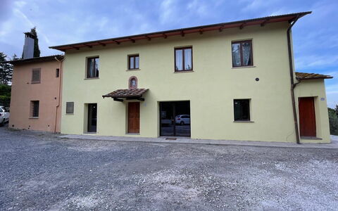 Villa i Fiori: Pared, Puerta, Casa, Casa, Asentamientos Humanos, Hormigón, Yeso, Entrada De Coches