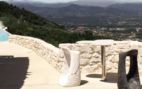 Villetta Farfallina: Pared, Vacaciones, Árbol, Turismo, Arquitectura, Casa, Mesa, Mueble, Edificio, Villa