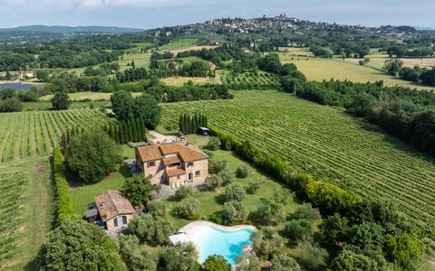 Podere Il Pozzangone, Lucignano: Barrio Residencial, Paisaje, Área Rural, Casa, El Terreno Del Lote, Casa, Llanura, Inmuebles, Asentamientos Humanos, Plantación