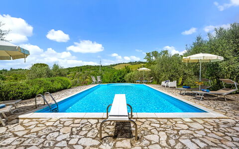 San Sano Retreat, Chianti Vineyard Views & Diving: Azul, Piscina, Recurso, Mueble Para Exteriores, Eco Hotel, Thermae, Hotel, Villa, Ciudad De Vacaciones, Piscina De Reflejo