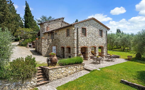 San Sano Retreat, Chianti Vineyard Views & Diving: Cabaña, Inmuebles, Jardín, Casa De Campo, Pared De Piedra, Ladrillo, Paisajismo, Villa, Casa Histórica